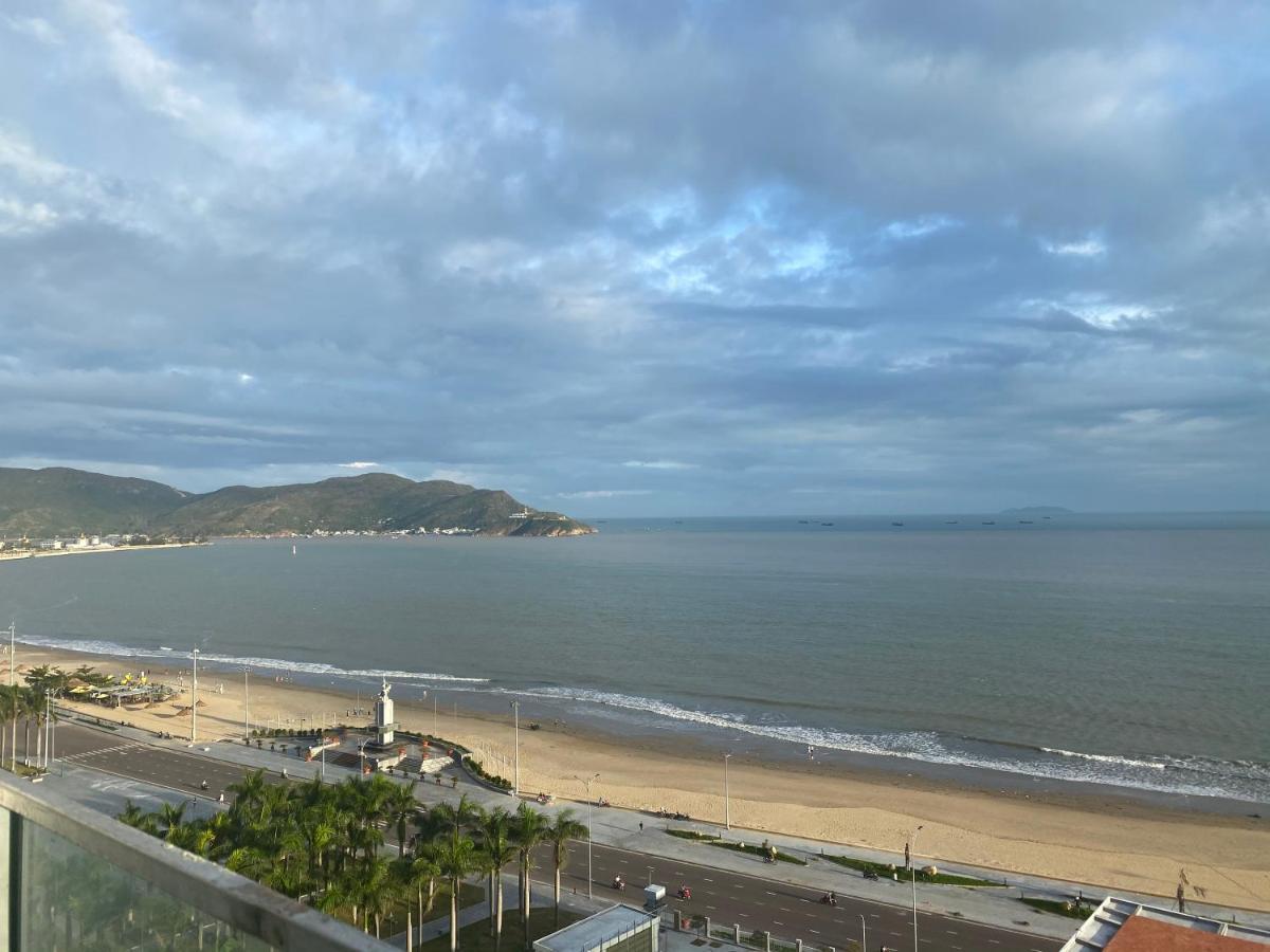 Tms Quy Nhon - Roshi Apartment & Homestay Ocean View Buitenkant foto